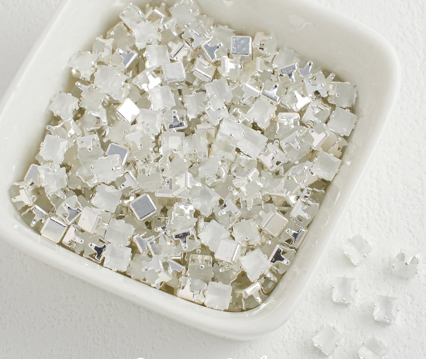 Cat's Eye Zircon Collection