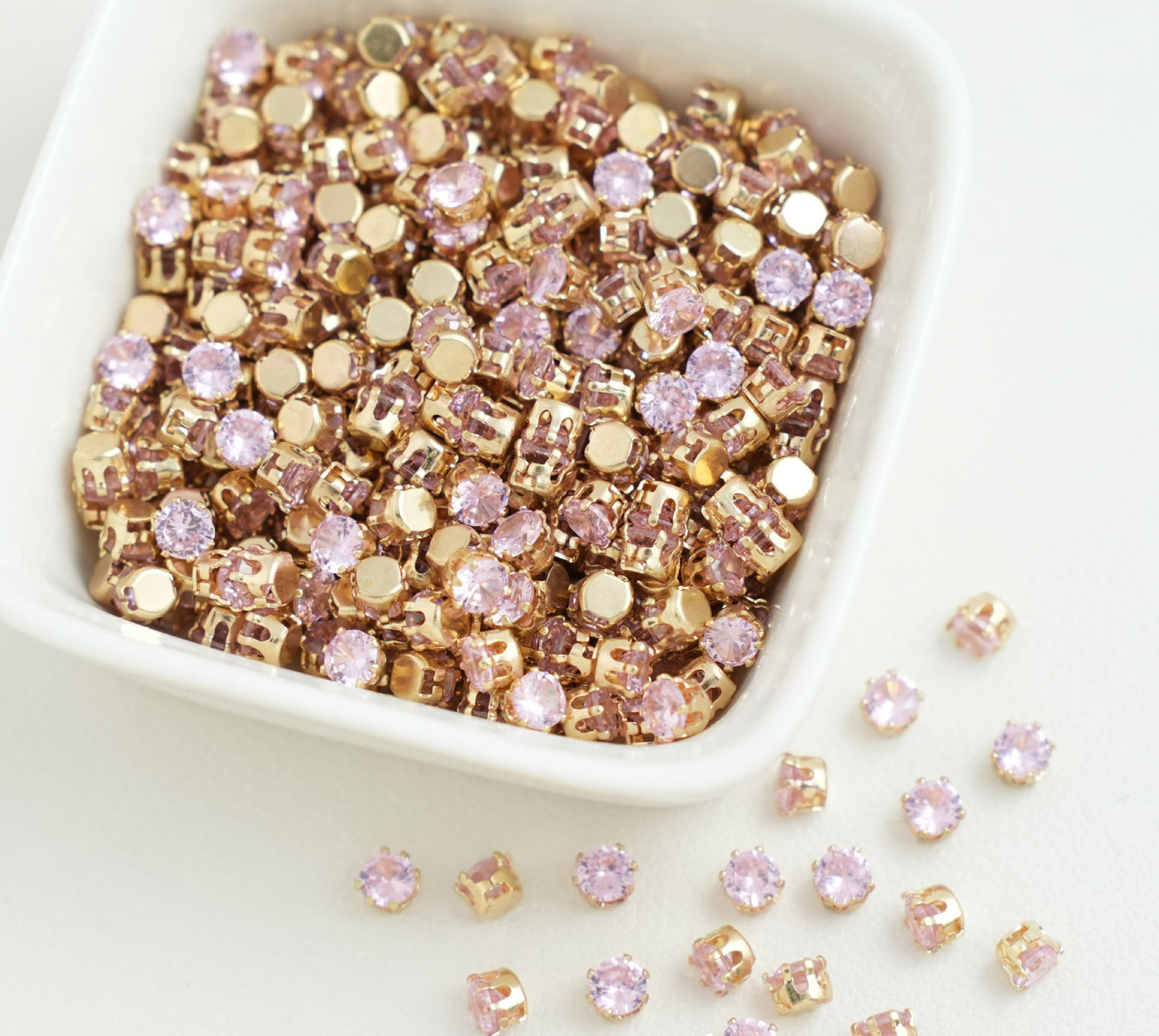 3/4/5mm Round Zircon(Golden bottom)
