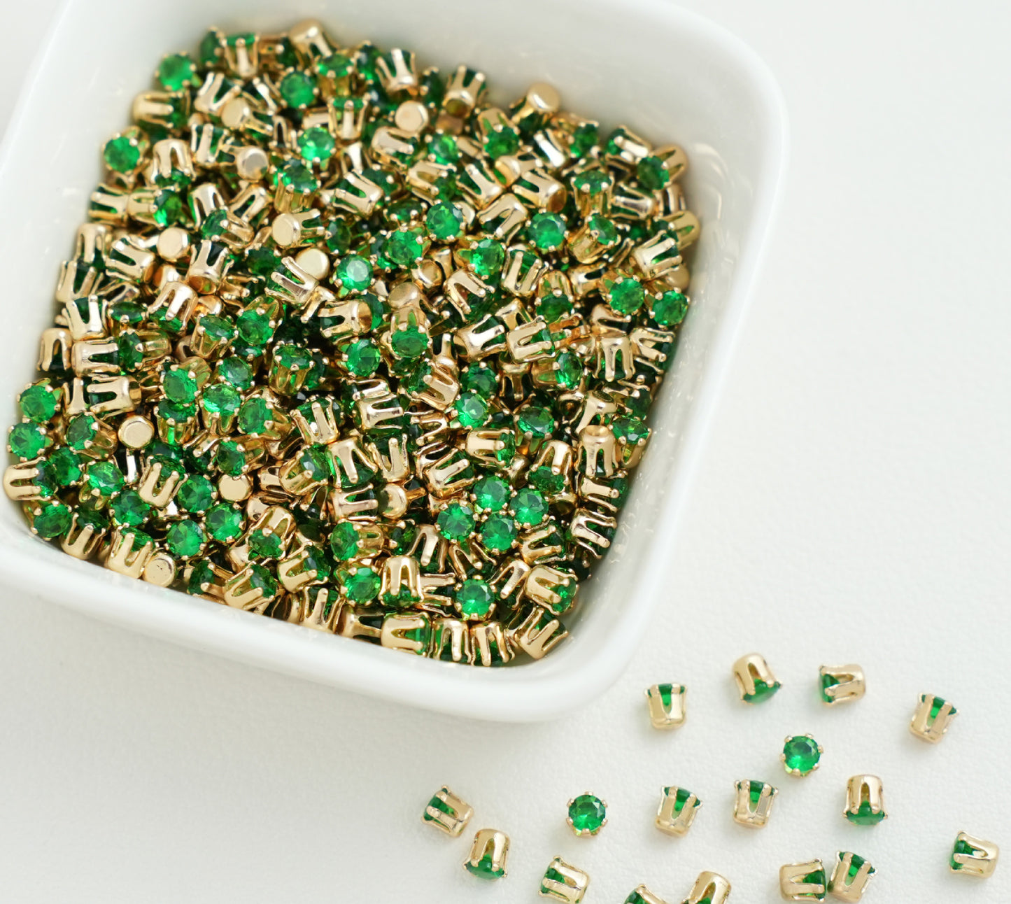 3/4/5mm Round Zircon(Golden bottom)