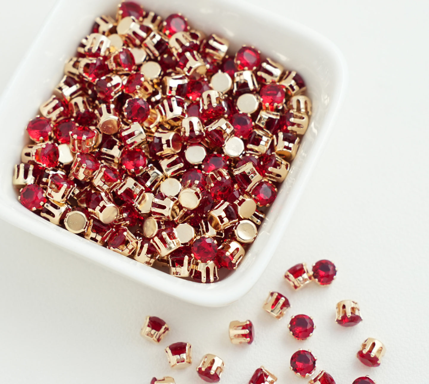 3/4/5mm Round Zircon(Golden bottom)