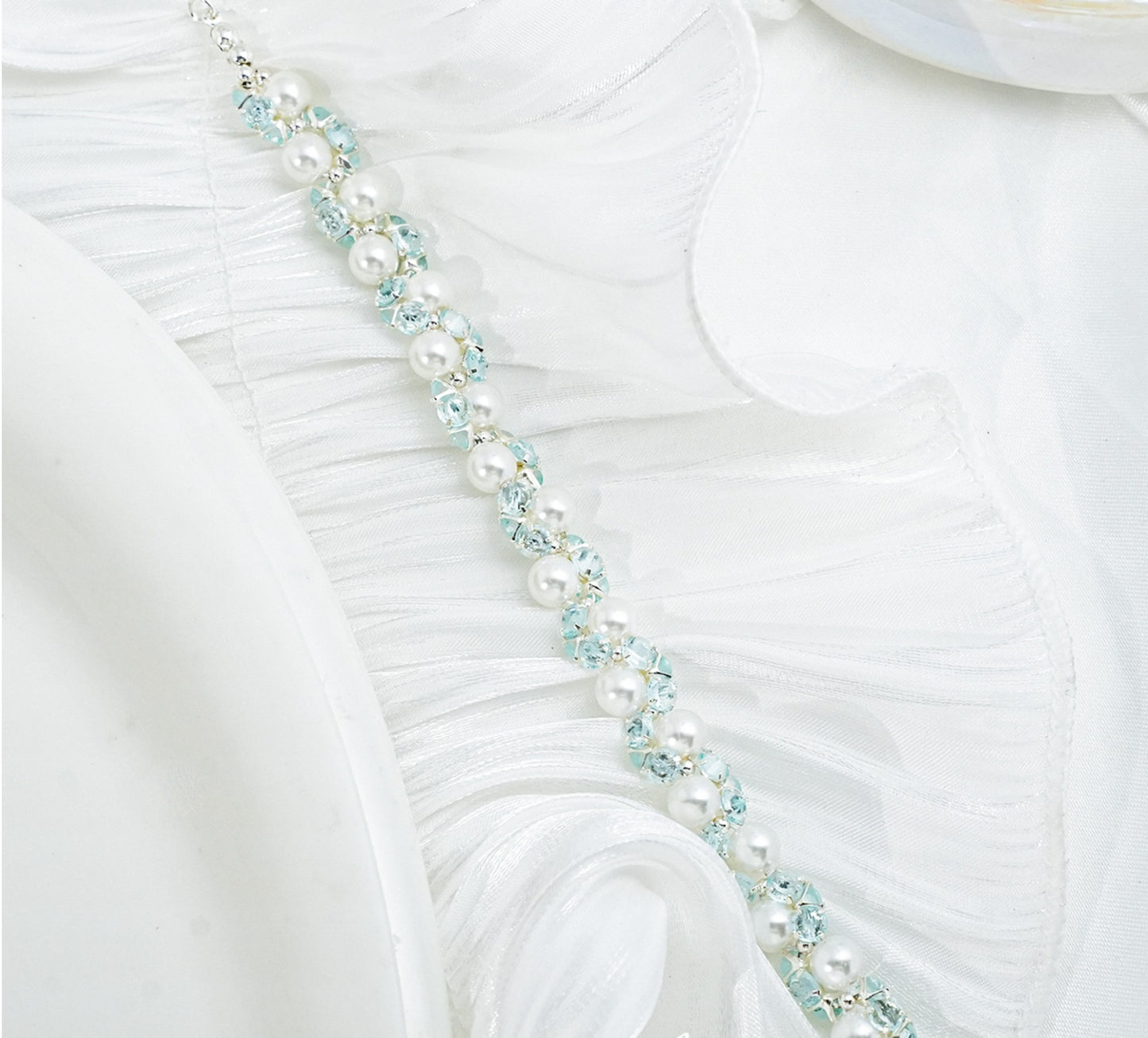 3mm/4mm Reverse Round Zircon