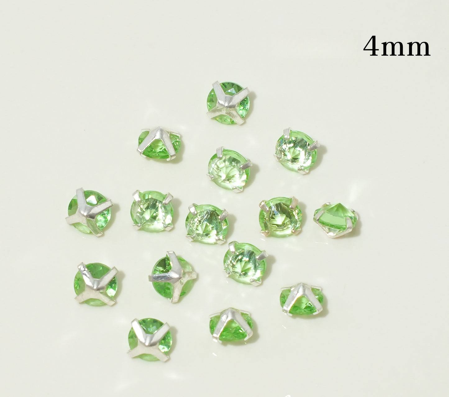 3mm/4mm Reverse Round Zircon