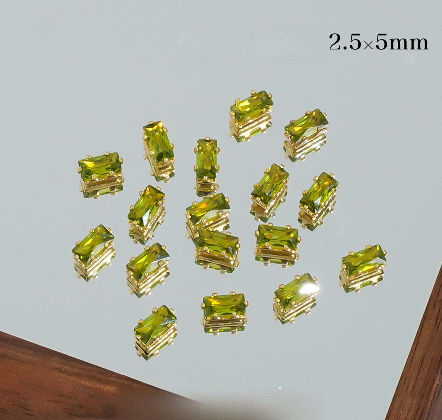 2.5*5mm Rectangle Zircon