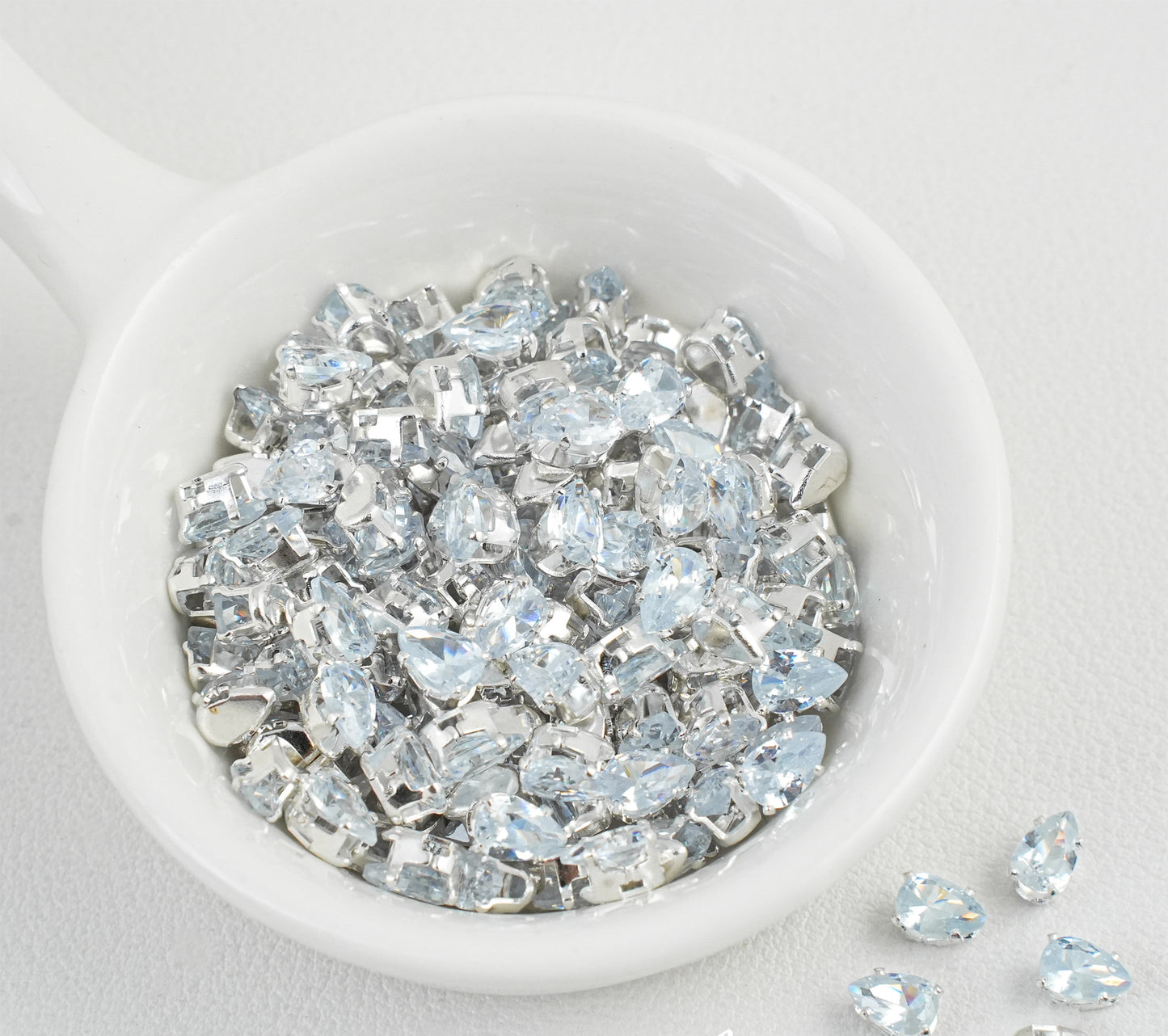4*6mm Teardrop Shape Zircon