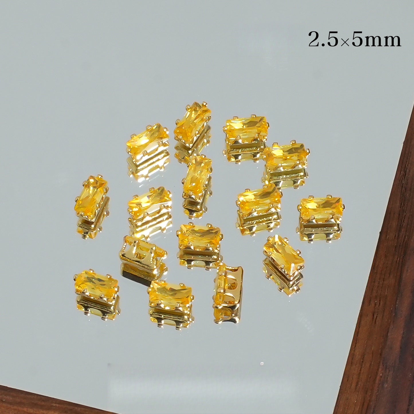 2.5*5mm Rectangle Zircon