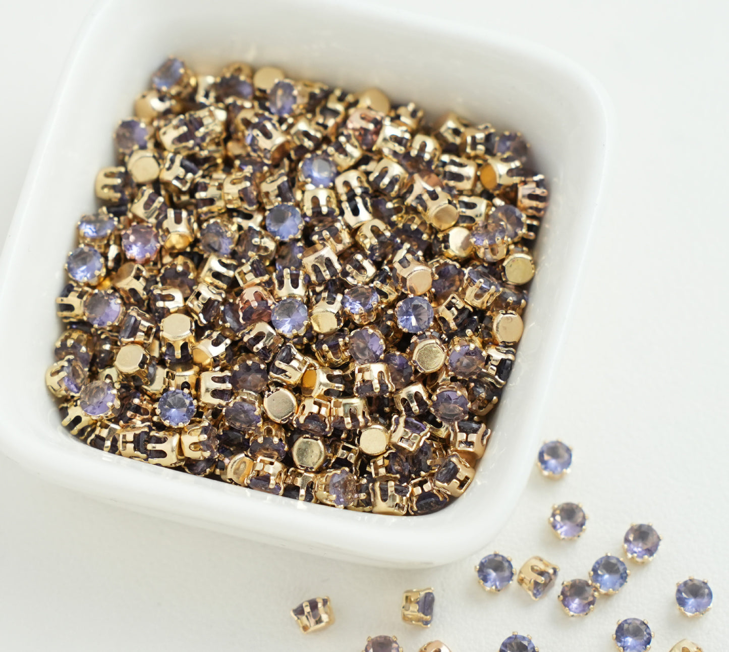 3/4/5mm Round Zircon（Golden bottom）