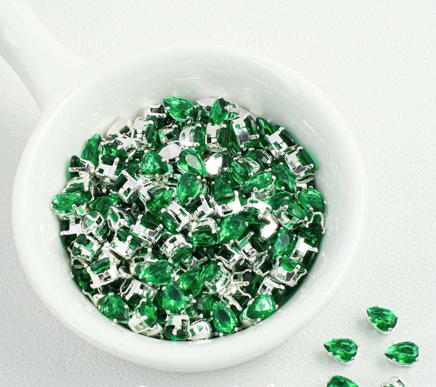 4*6mm Teardrop Shape Zircon