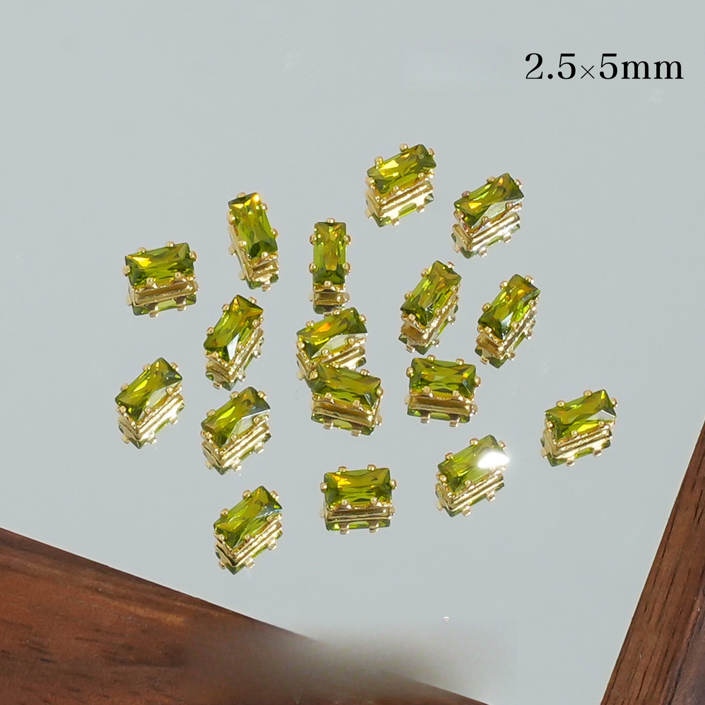 2.5*5mm Rectangle Zircon