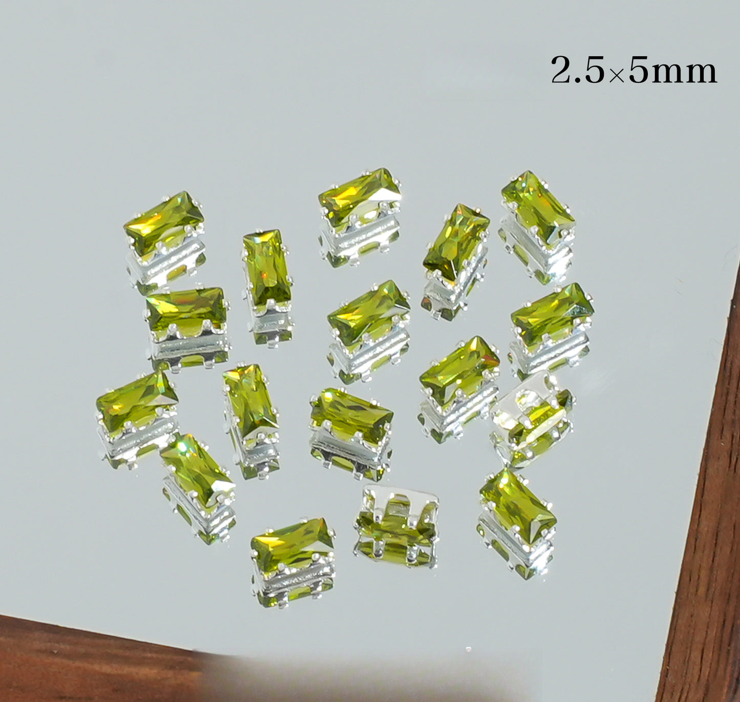 2.5*5mm Rectangle Zircon