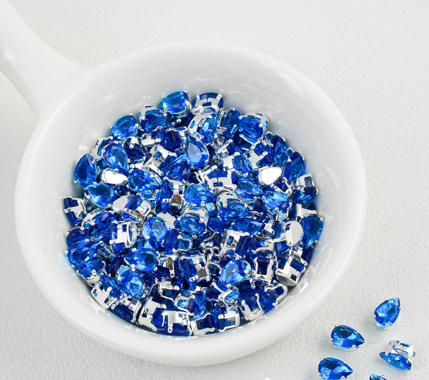 4*6mm Teardrop Shape Zircon